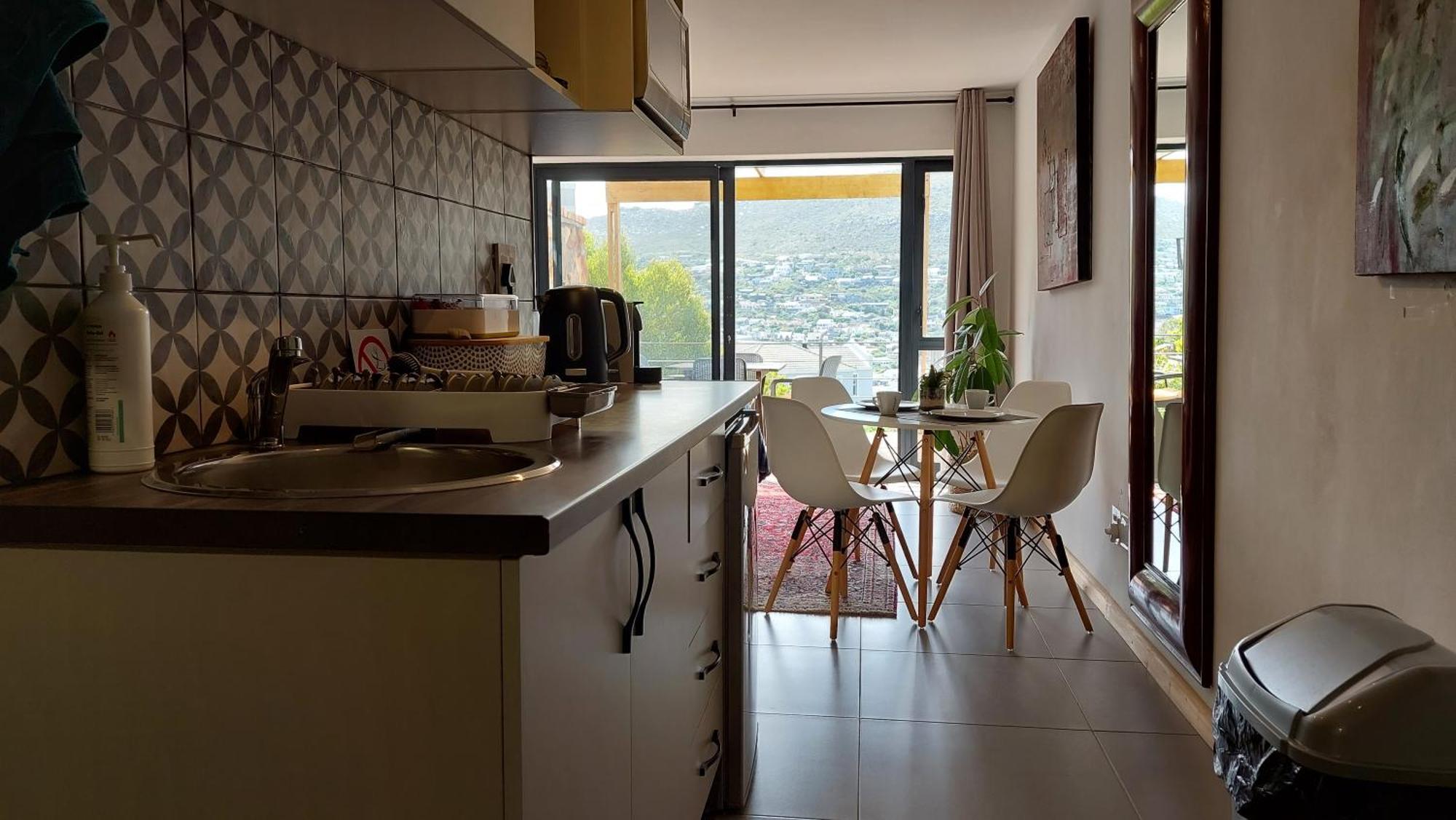 A Relaxing Getaway With Ocean Views Apartman Fokváros Kültér fotó